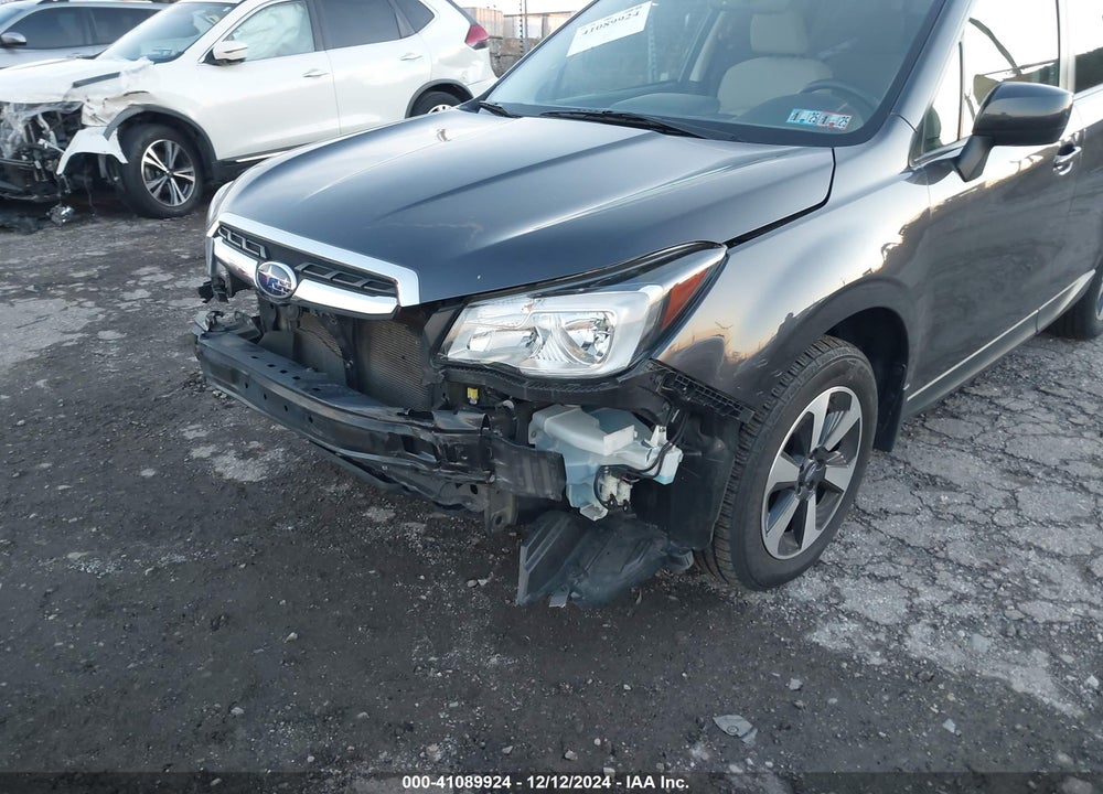 2017 SUBARU FORESTER 2.5I PREMIUM VIN: JF2SJAEC2HH524215
