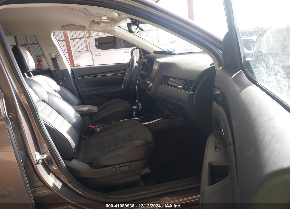 2020 MITSUBISHI OUTLANDER SE 2.4 VIN: JA4AD3A32LZ003737