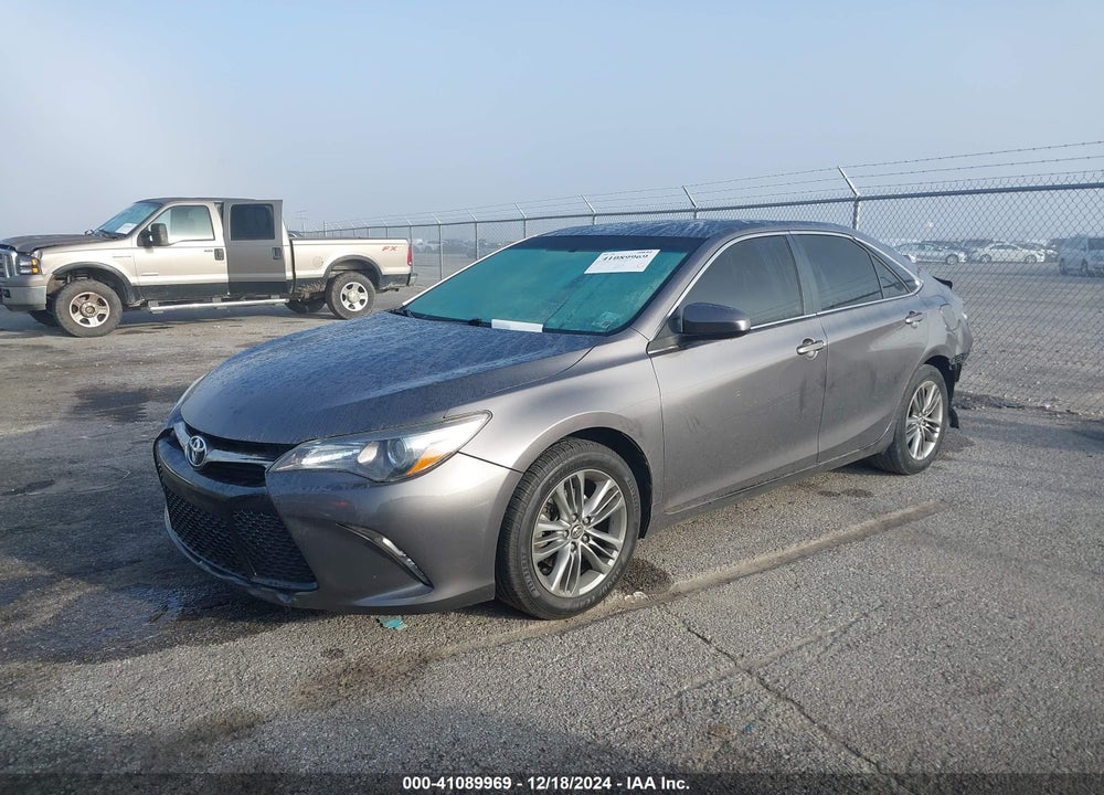 2015 TOYOTA CAMRY SE VIN: 4T1BF1FK5FU038939