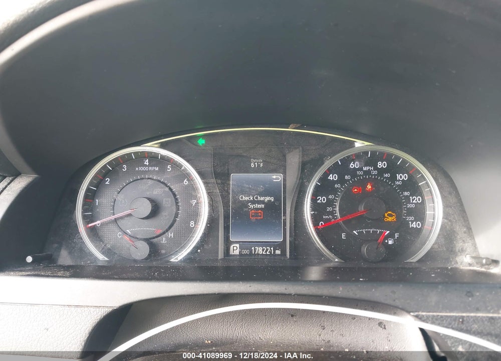 2015 TOYOTA CAMRY SE VIN: 4T1BF1FK5FU038939