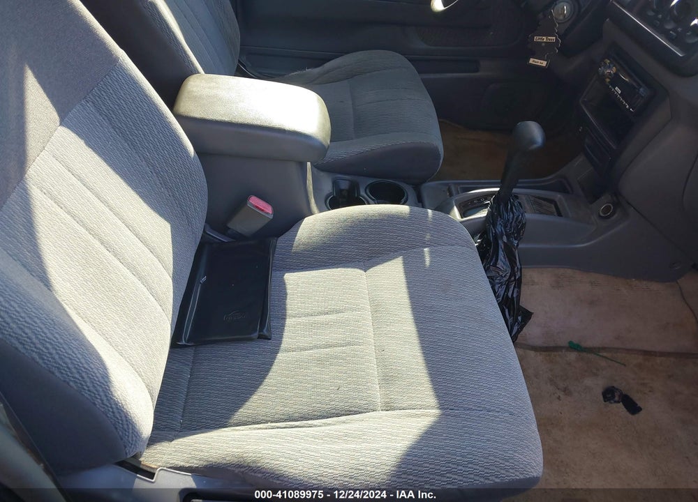 2000 NISSAN FRONTIER SE-V6/XE-V6 VIN: 1N6ED27T5YC313753