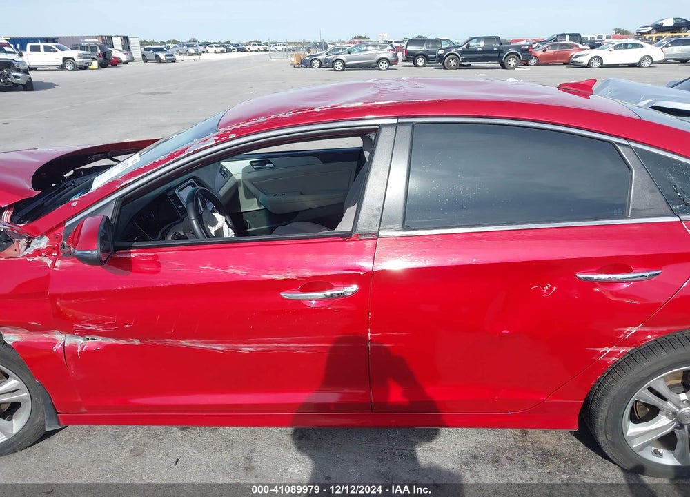 2018 HYUNDAI SONATA SEL VIN: 5NPE34AF8JH682587