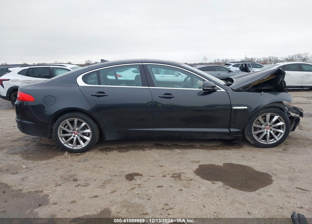 2014 JAGUAR XF VIN: SAJWA0ES4EPU29711