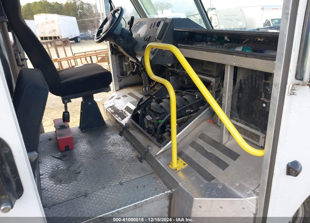 2021 FORD E450 E450 SUPER DUTY COMMERCIAL STRIPPED CHASSIS VIN: 1FC3E4KK9MDC30574