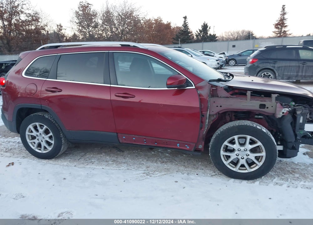 2017 JEEP CHEROKEE LATITUDE 4X4 VIN: 1C4PJMCS4HW506357