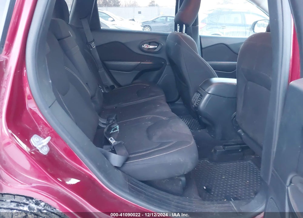 2017 JEEP CHEROKEE LATITUDE 4X4 VIN: 1C4PJMCS4HW506357