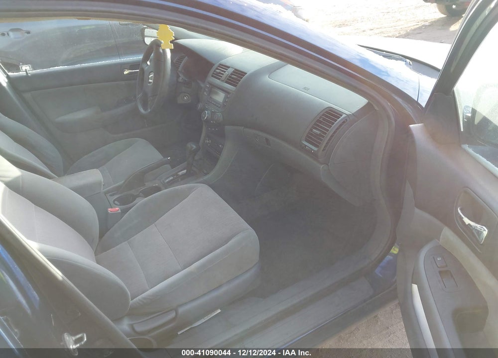 2003 HONDA ACCORD 2.4 LX VIN: 1HGCM56363A090075