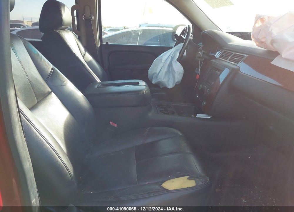 2014 CHEVROLET TAHOE LT VIN: 1GNSCBE06ER231192