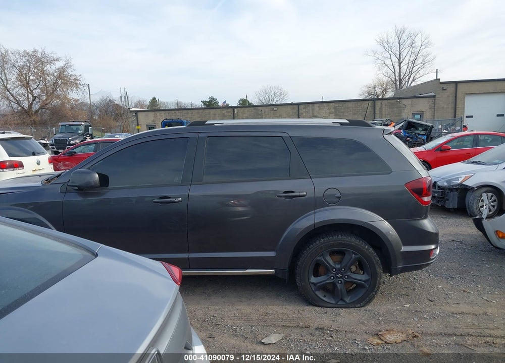 2018 DODGE JOURNEY CROSSROAD AWD VIN: 3C4PDDGGXJT491789
