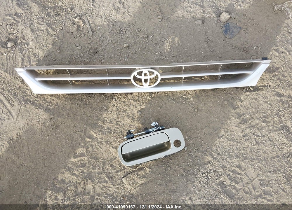1995 TOYOTA CAMRY LE VIN: JT2SK12E8S0336170