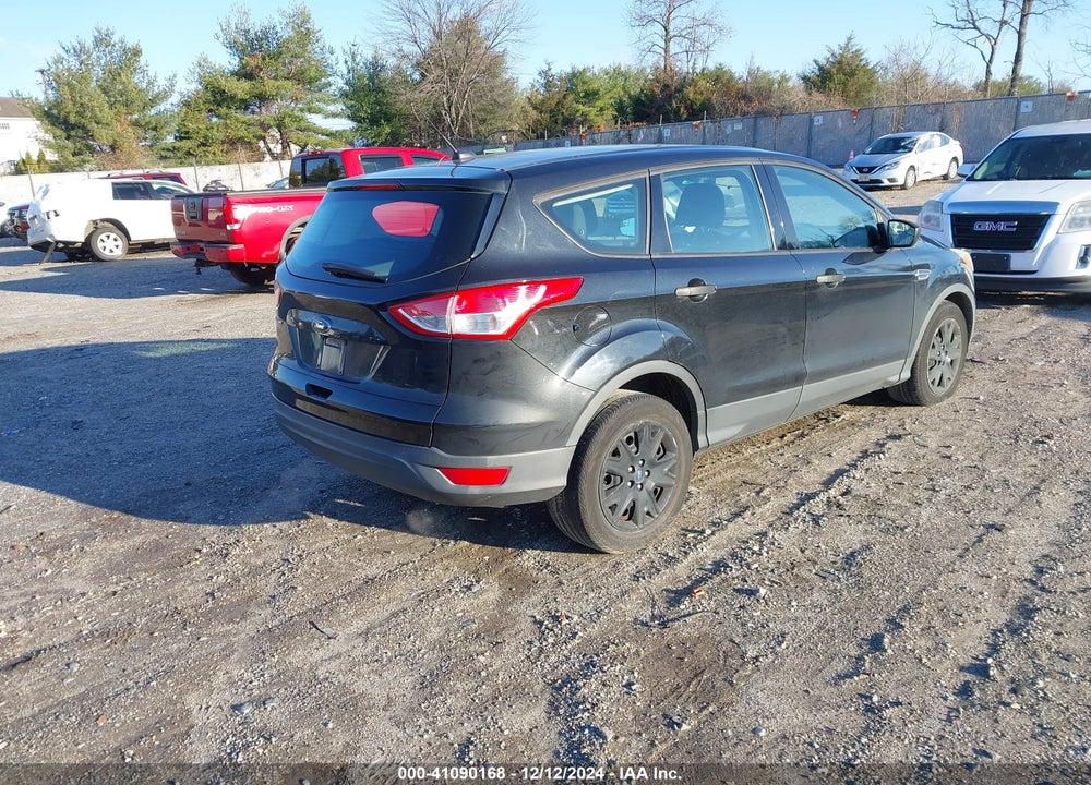 2015 FORD ESCAPE S VIN: 1FMCU0F77FUB68463