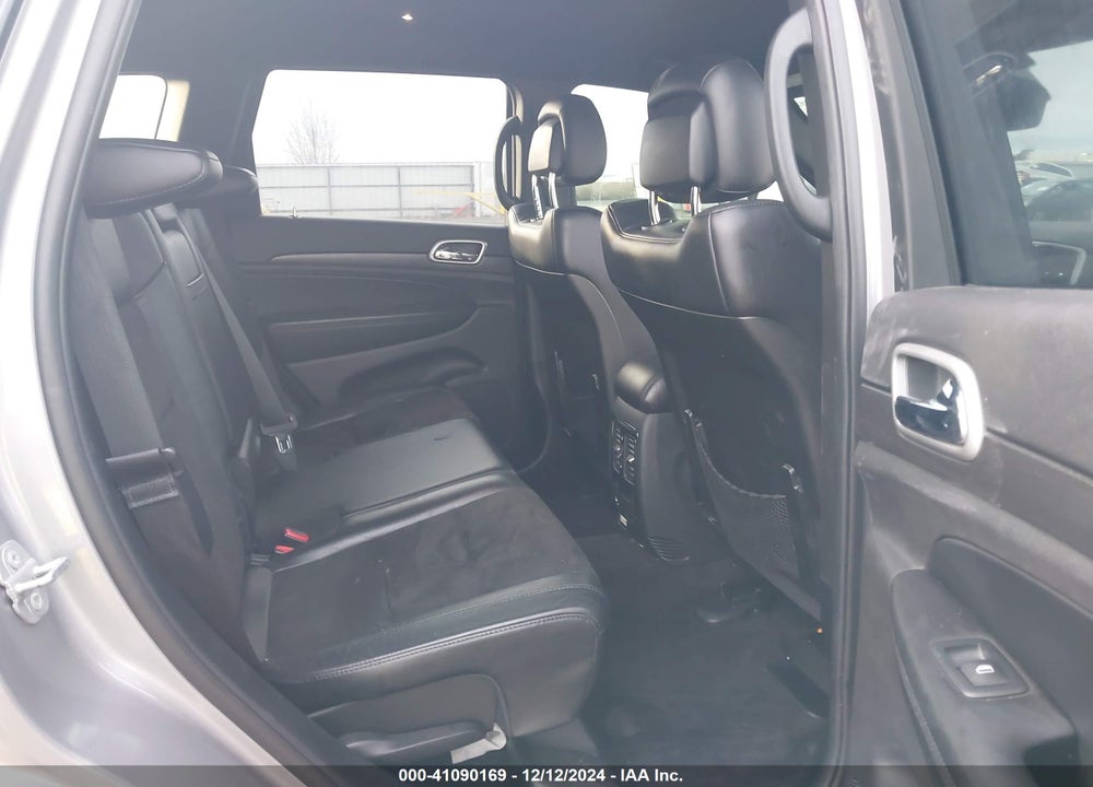 2018 JEEP GRAND CHEROKEE VIN: 1C4RJFAG3JC377389