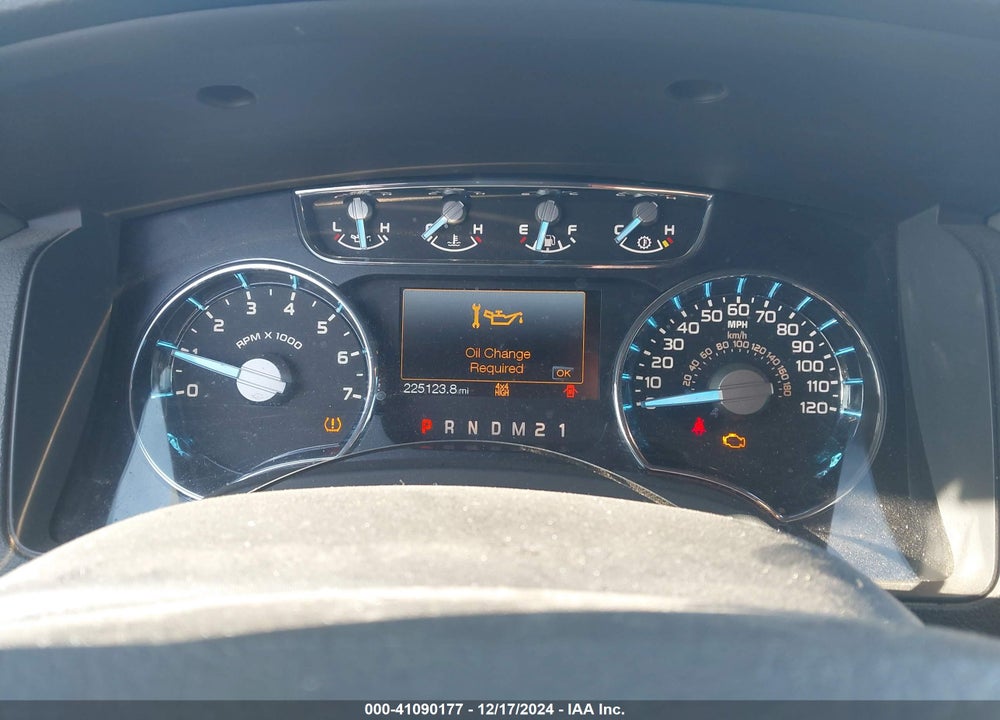 2011 FORD F-150 LARIAT VIN: 1FTFW1ET1BFC34097