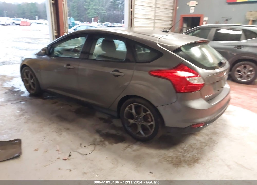 2014 FORD FOCUS SE VIN: 1FADP3K23EL213162