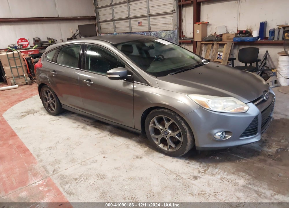 2014 FORD FOCUS SE VIN: 1FADP3K23EL213162