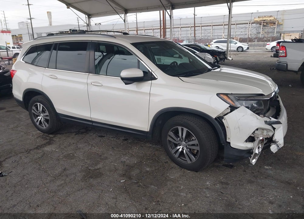 2017 HONDA PILOT EX VIN: 5FNYF5H40HB009252