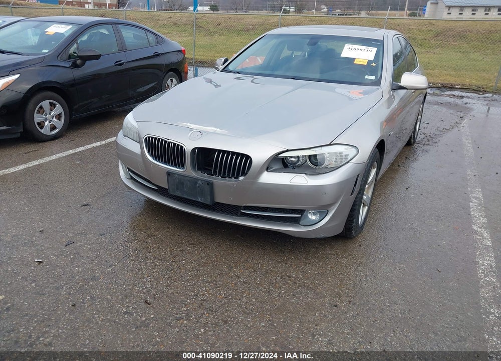 2013 BMW 528I VIN: WBAXH5C54DD106572
