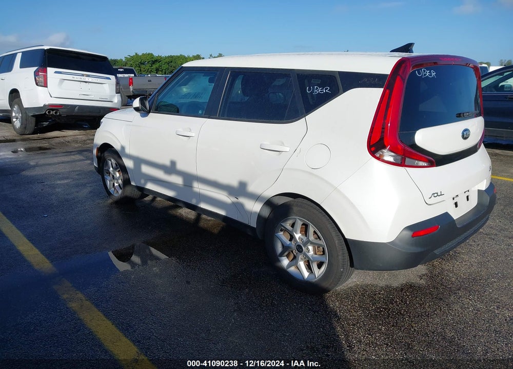 2021 KIA SOUL !/+/S VIN: KNDJ23AU1M7769377