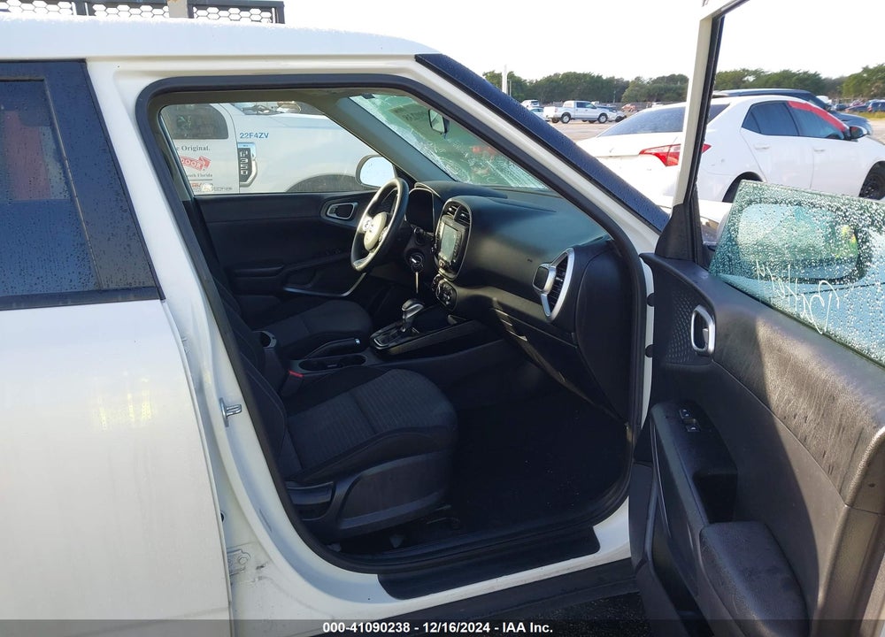 2021 KIA SOUL !/+/S VIN: KNDJ23AU1M7769377