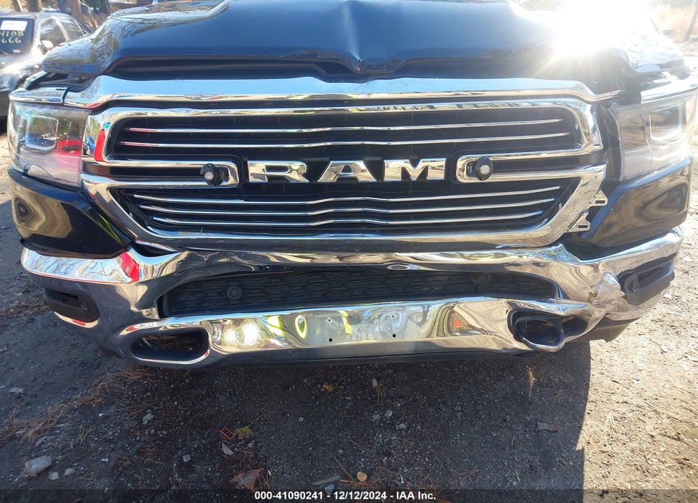 2020 RAM 1500 LAIE  4X4 5'7 BOX VIN: 1C6SRFJT5LN393017