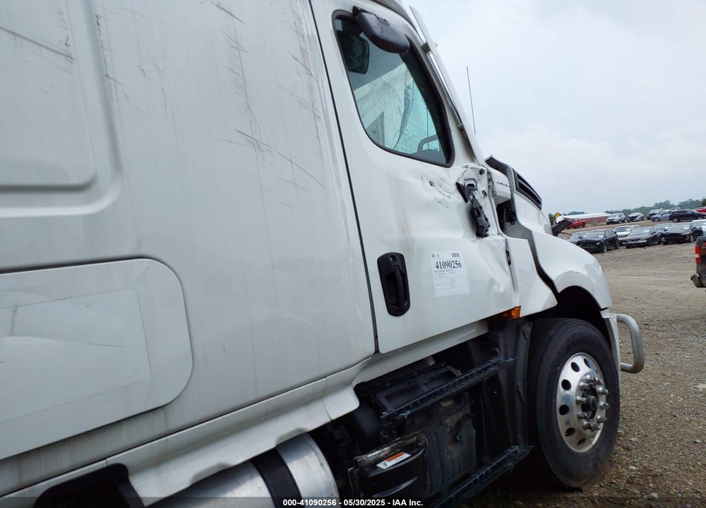 2025 FREIGHTLINER CASCADIA 126 VIN: 3AKJHHDR8SSVP4803