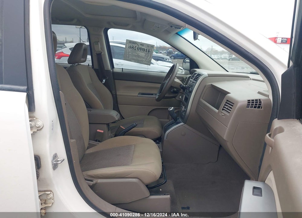 2007 JEEP COMPASS SPORT VIN: 1J8FT47W07D107774