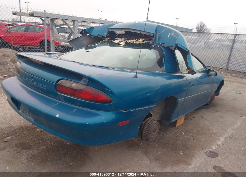 1996 CHEVROLET CAMARO RS VIN: 2G1FP22K6T2116640