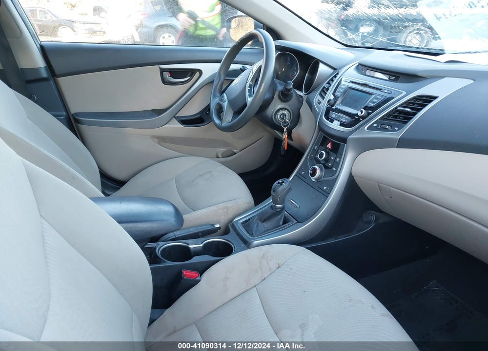 2014 HYUNDAI ELANTRA SE VIN: 5NPDH4AE6EH479434