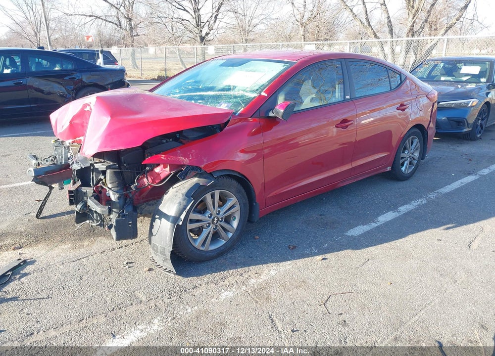 2017 HYUNDAI ELANTRA VIN: KMHD84LF7HU405676