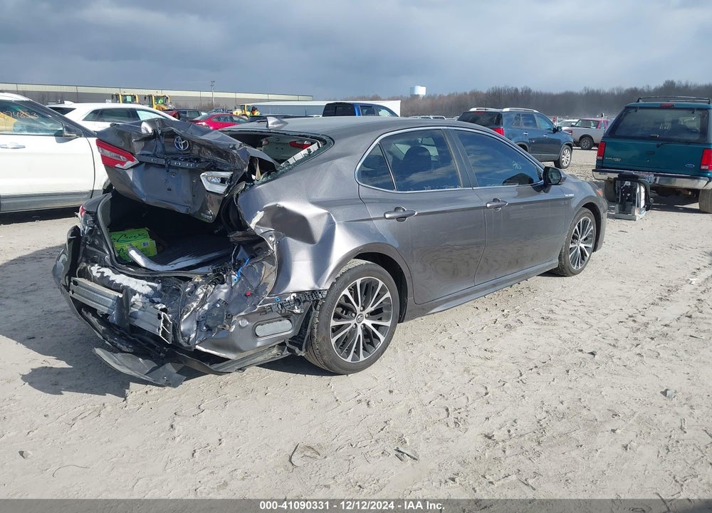 2018 TOYOTA CAMRY HYBRID SE VIN: 4T1B21HK2JU003440