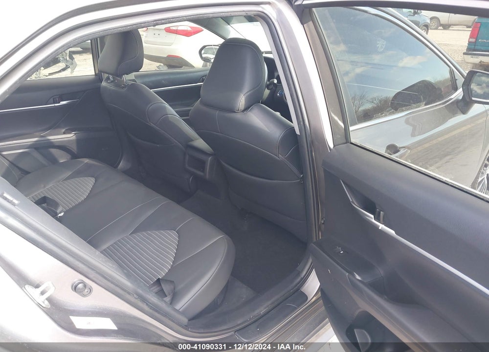 2018 TOYOTA CAMRY HYBRID SE VIN: 4T1B21HK2JU003440