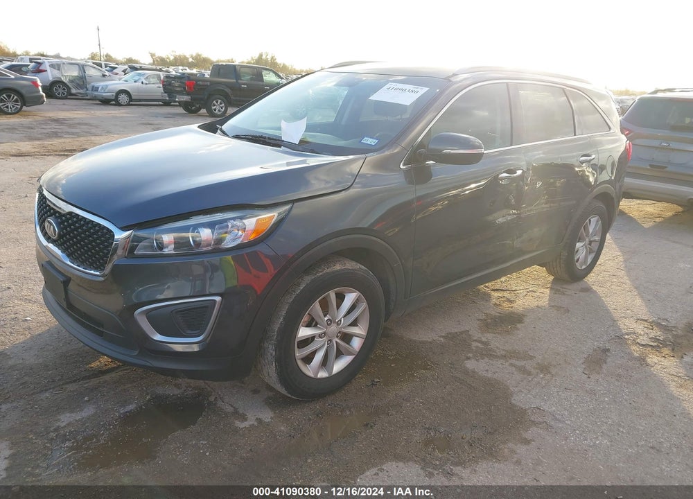 2017 KIA SORENTO 2.4L LX VIN: 5XYPG4A32HG220451