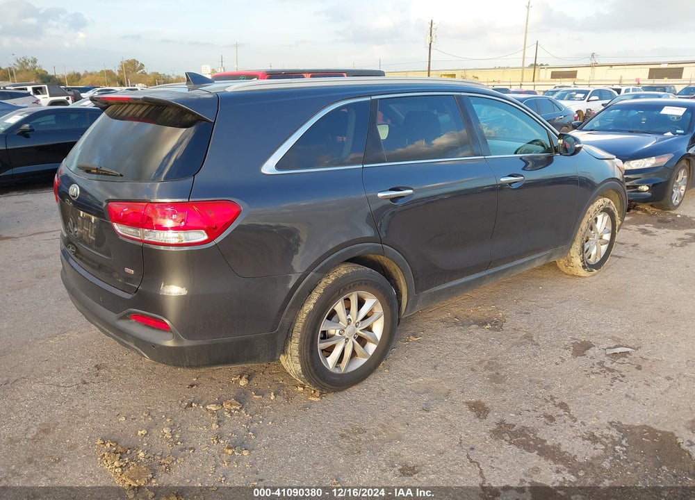 2017 KIA SORENTO 2.4L LX VIN: 5XYPG4A32HG220451