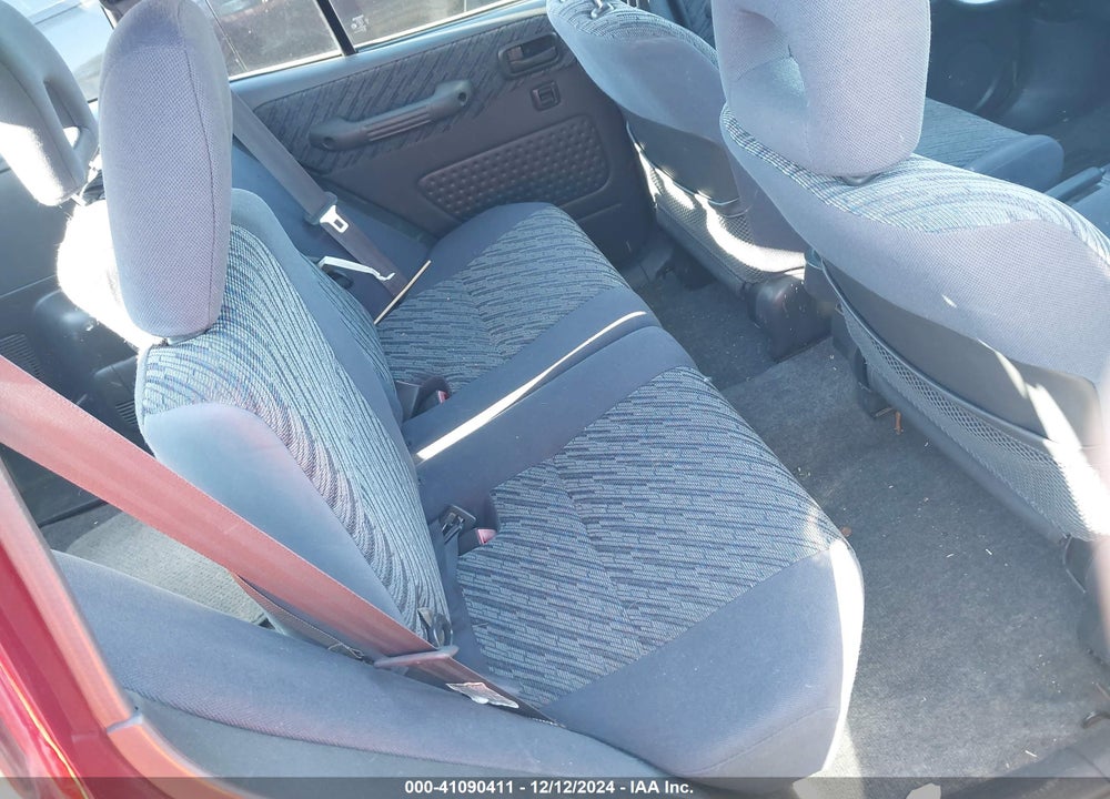 2000 TOYOTA RAV4 VIN: JT3HP10V4Y0226168