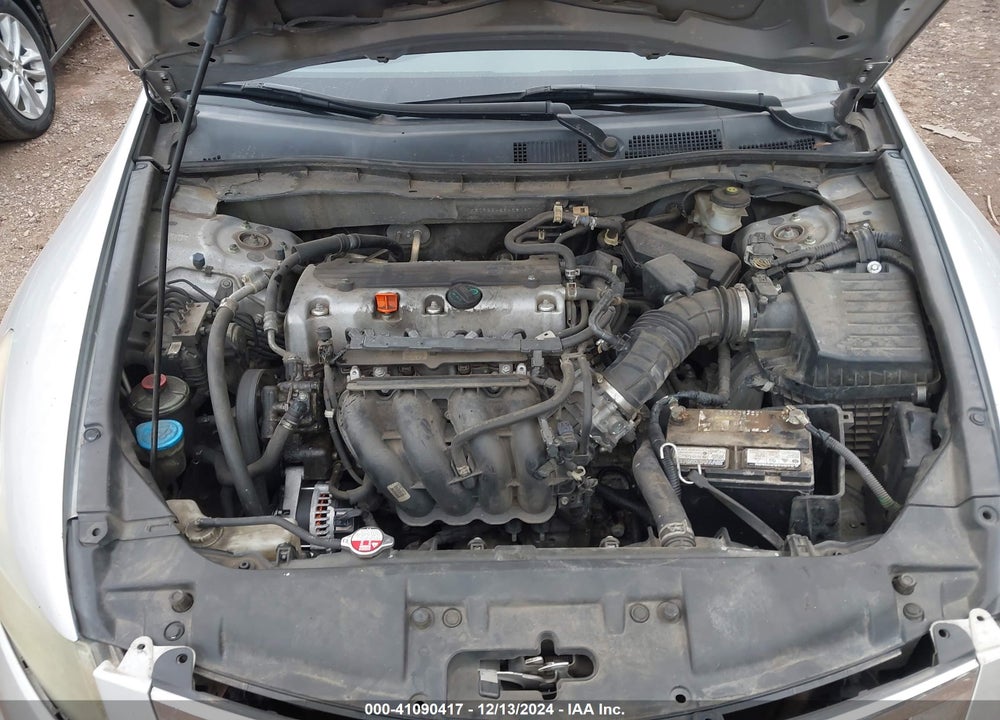 2008 HONDA ACCORD VIN: 1HGCP26428A081671