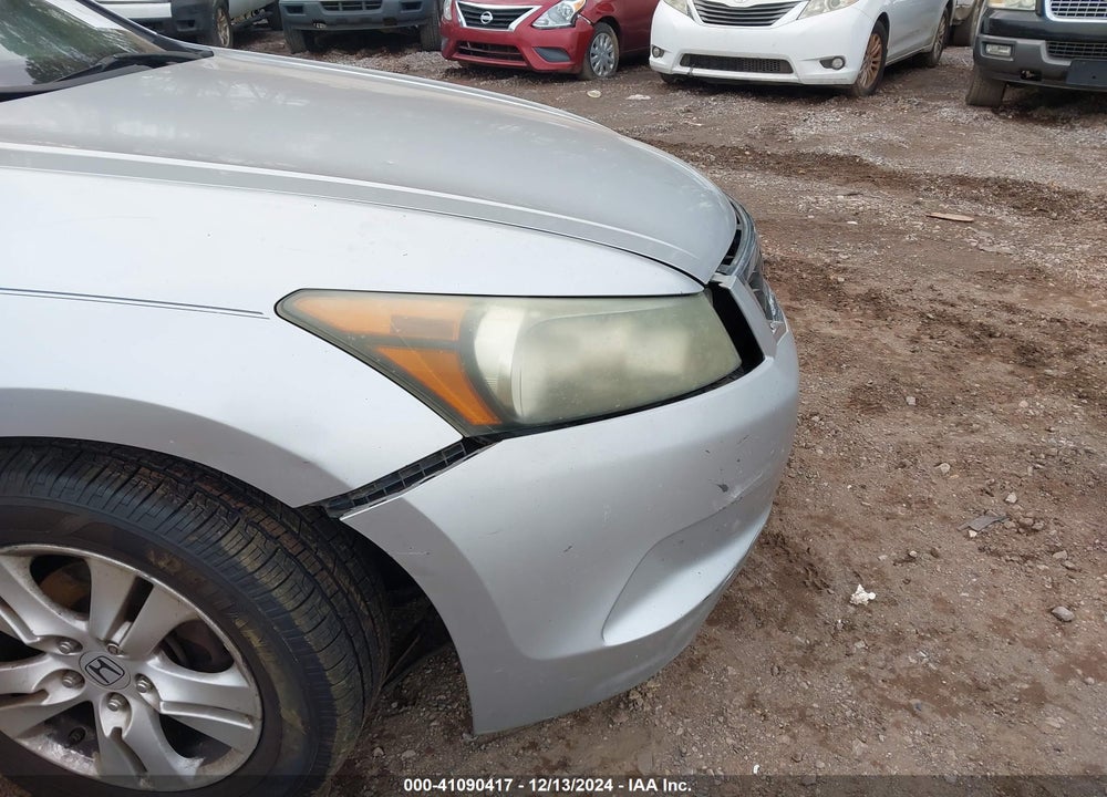 2008 HONDA ACCORD VIN: 1HGCP26428A081671