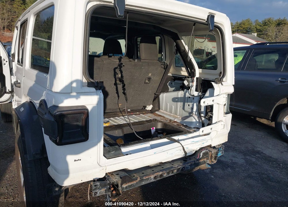2020 JEEP WRANGLER UNLIMITED SAHARA VIN: 1C4HJXENXLW220910