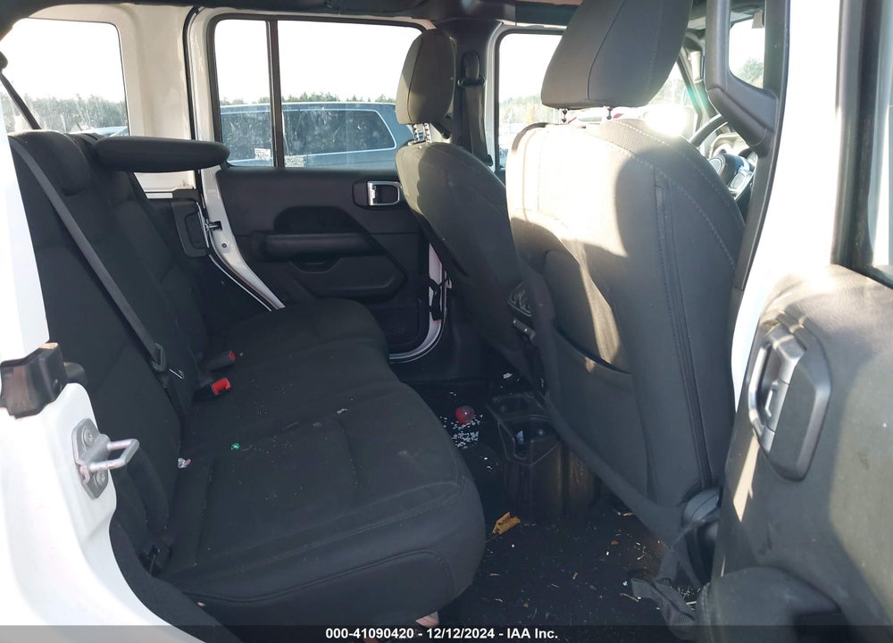 2020 JEEP WRANGLER UNLIMITED SAHARA VIN: 1C4HJXENXLW220910