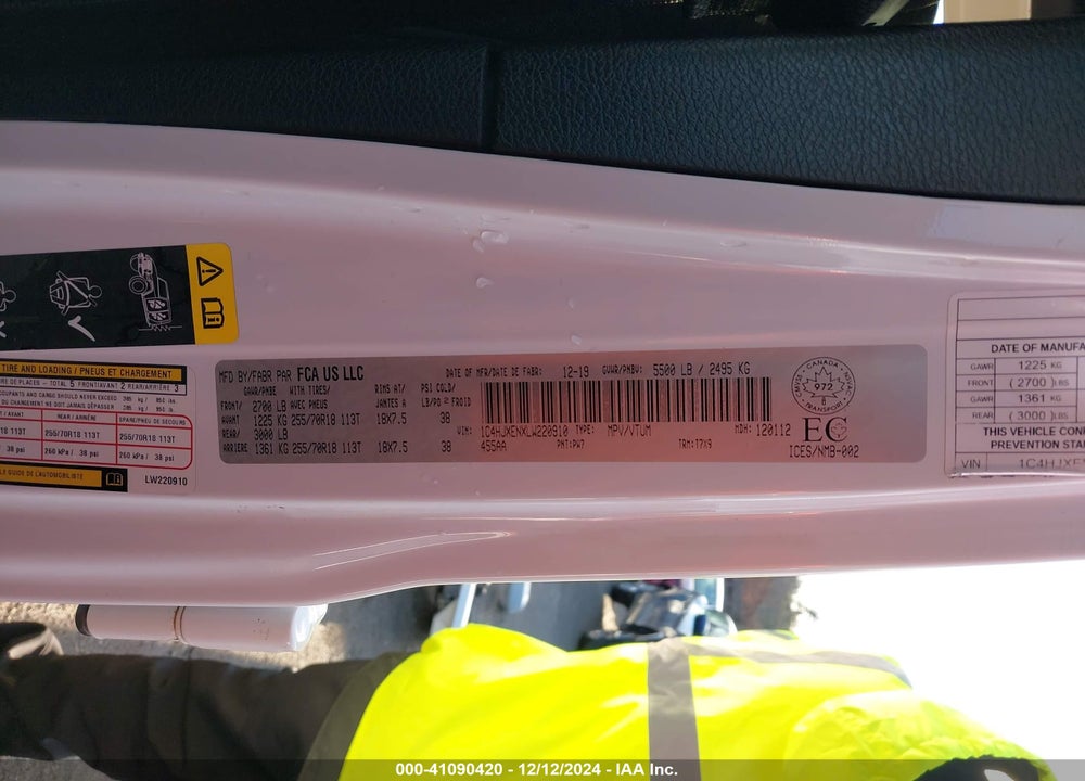 2020 JEEP WRANGLER UNLIMITED SAHARA VIN: 1C4HJXENXLW220910