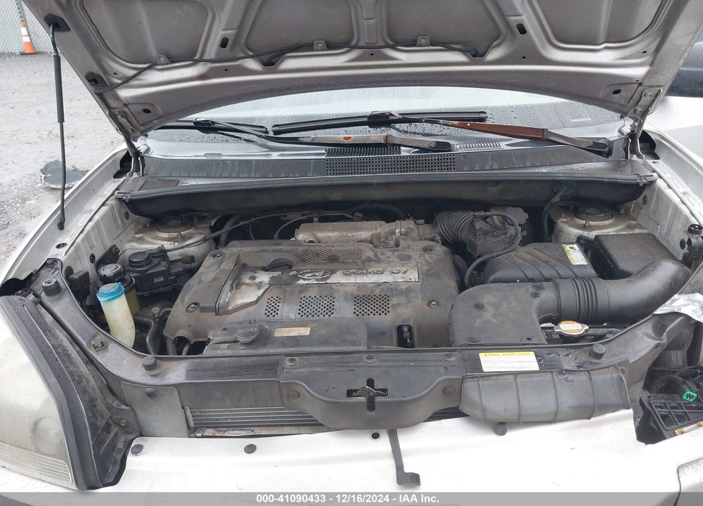 2005 HYUNDAI TUCSON GL VIN: KM8JM12BX5U075605