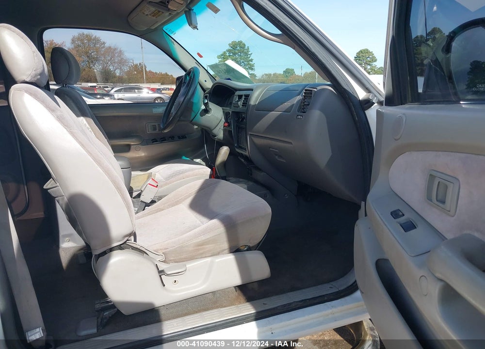 2001 TOYOTA TACOMA PRERUNNER V6 VIN: 5TEGN92N61Z822932