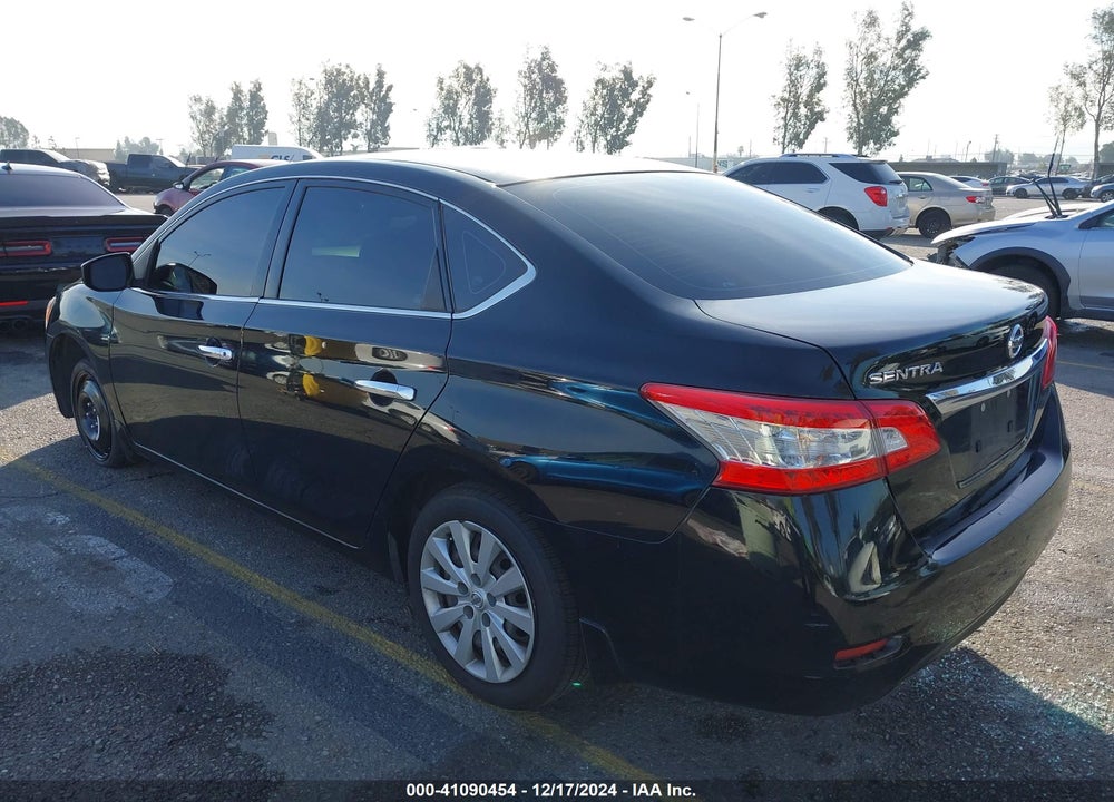 2015 NISSAN SENTRA S VIN: 3N1AB7APXFY318549