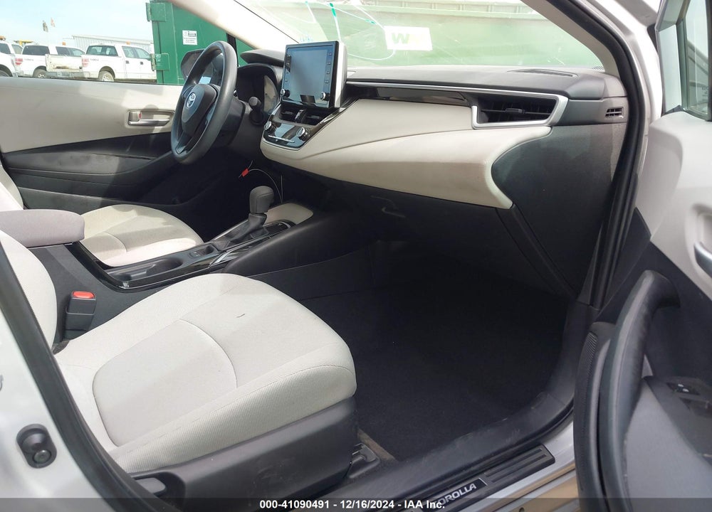2021 TOYOTA COROLLA LE VIN: 5YFHPMAE7MP211224