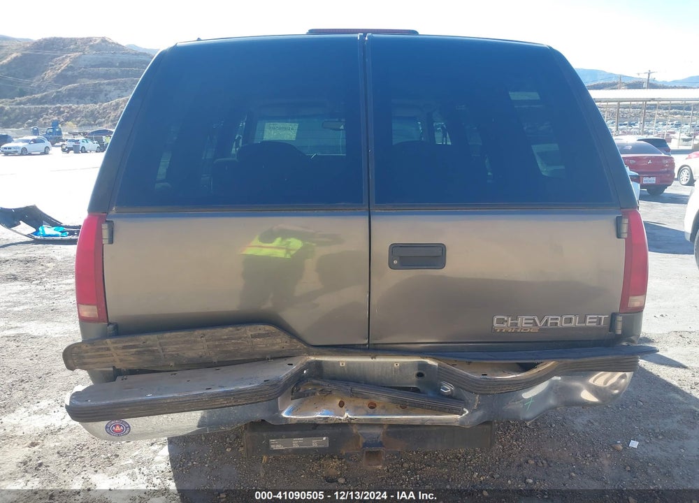 1999 CHEVROLET TAHOE LS VIN: 1GNEC13R2XJ511251