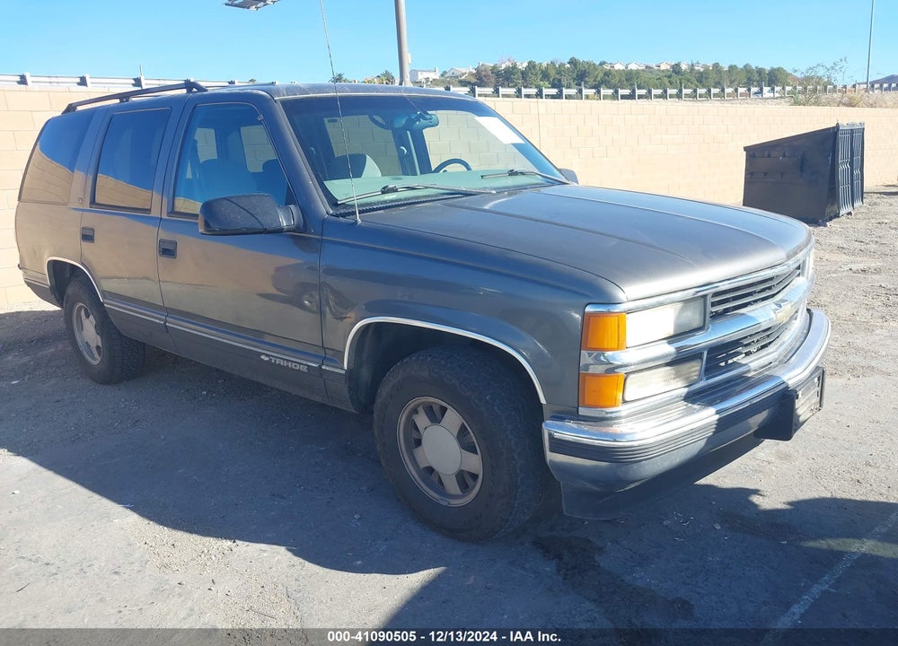 1999 CHEVROLET TAHOE LS VIN: 1GNEC13R2XJ511251