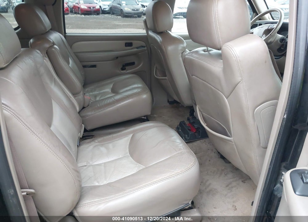 2004 GMC YUKON XL 1500 DENALI VIN: 1GKFK66U24J237529
