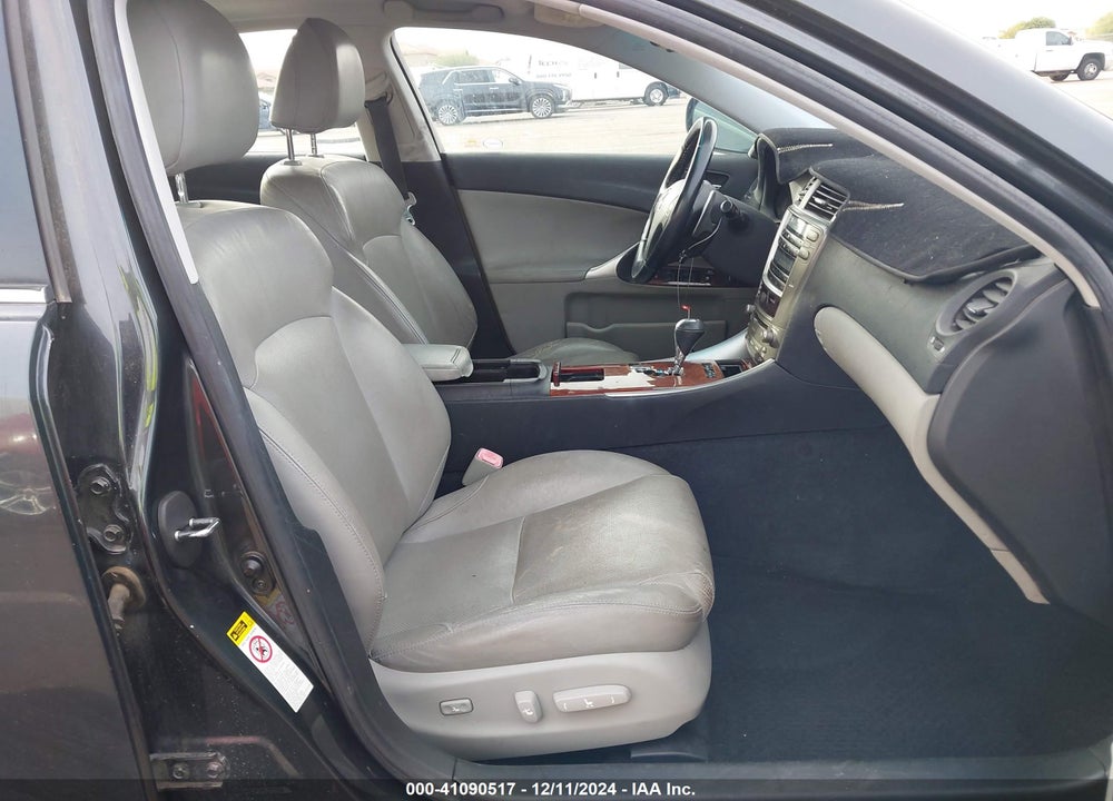 2007 LEXUS IS 250 VIN: JTHBK262375030127