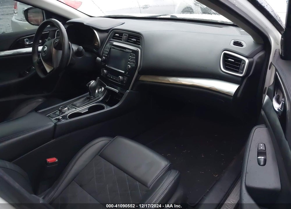 2017 NISSAN MAXIMA 3.5 SR VIN: 1N4AA6AP7HC390269