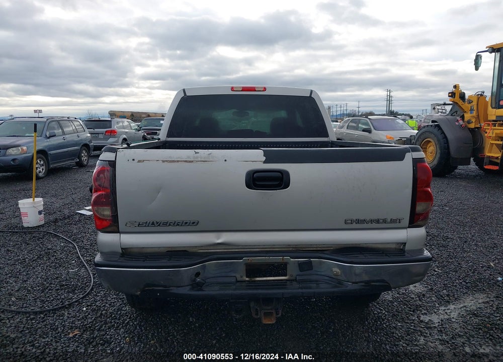 2005 CHEVROLET SILVERADO 1500 LS VIN: 2GCEK13T951310316