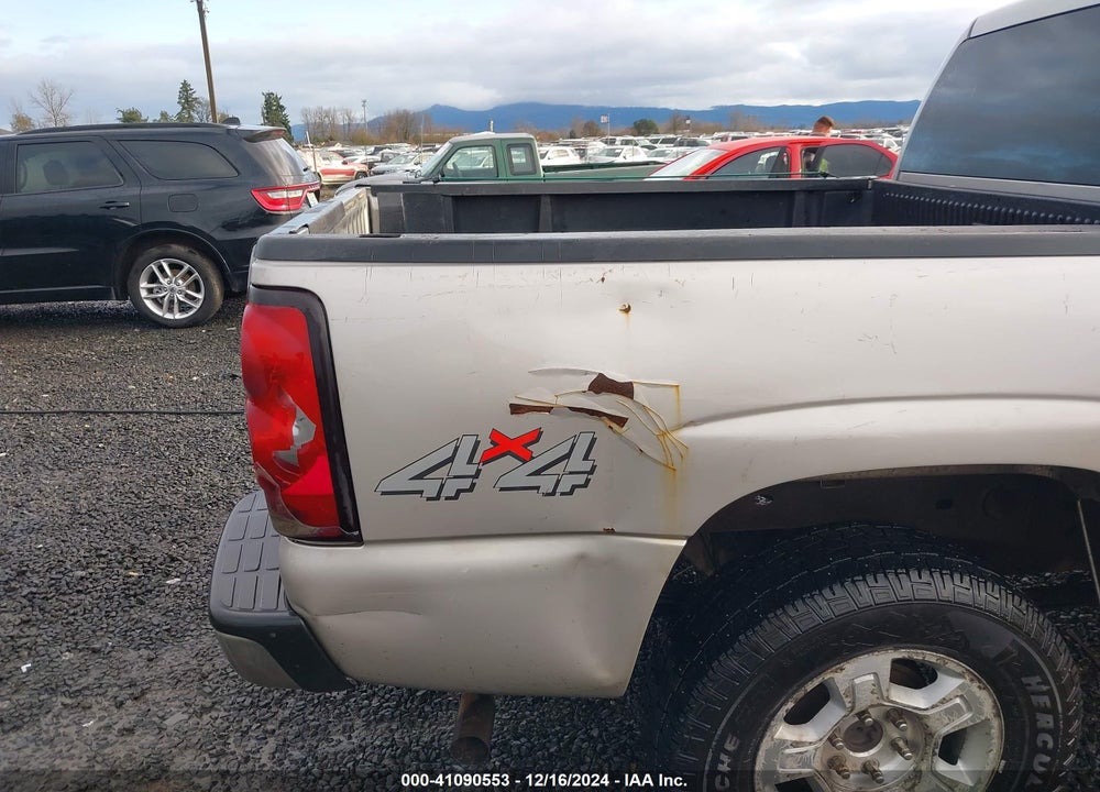 2005 CHEVROLET SILVERADO 1500 LS VIN: 2GCEK13T951310316